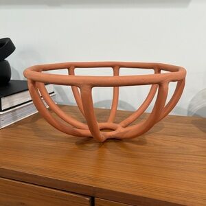 SIN Handmade Large Prong Fruit Bowl - Terracotta